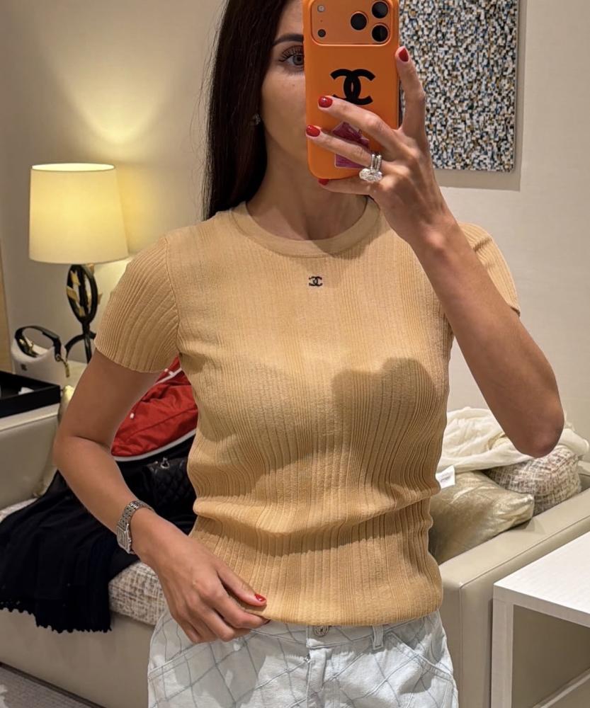 2026 beige CHANEL COCO BEACH shirt TOP قميص شانيل بيج شيرت