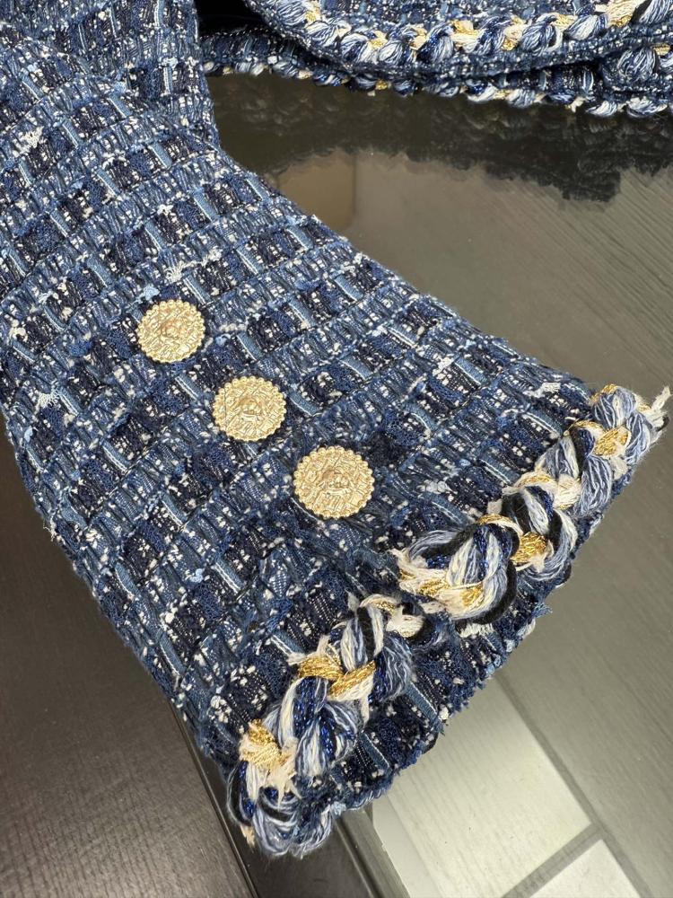2025 Chanel tweed jacket  سترة شانيل جاكيت تويد كحلي