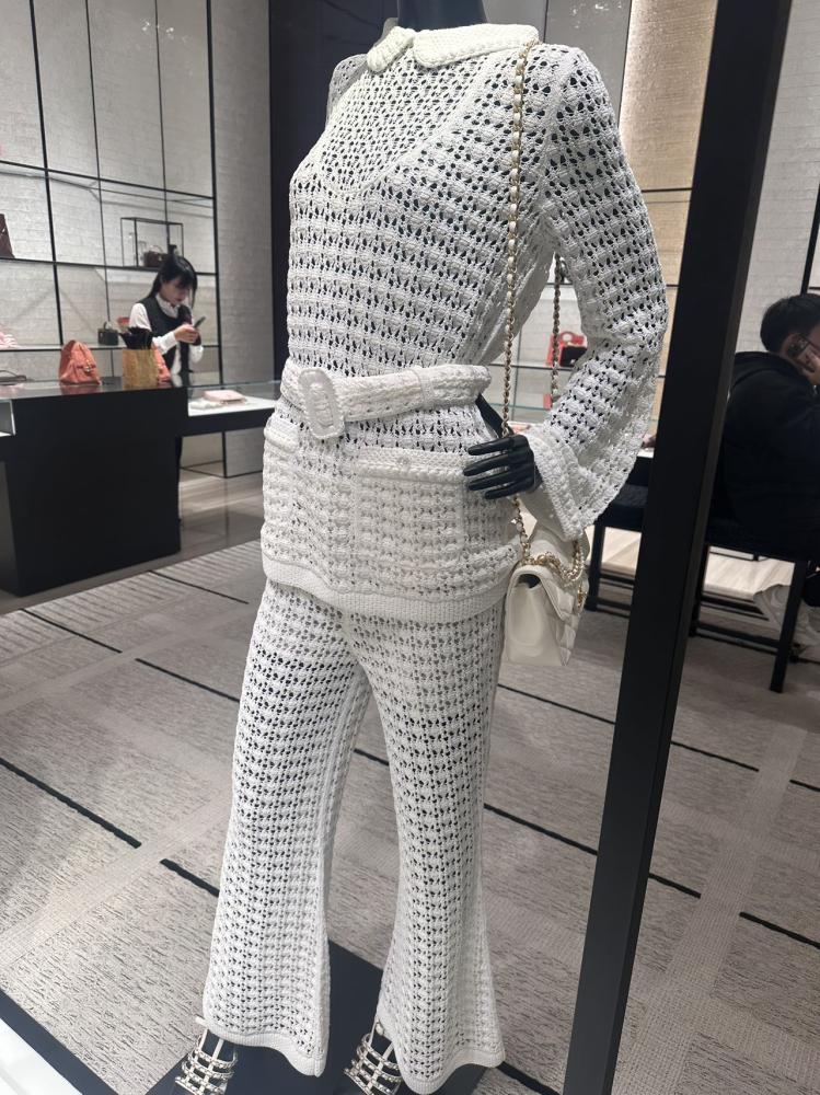 2026 chanel white tunic تونيك شانيل أبيض مخرم شفاف