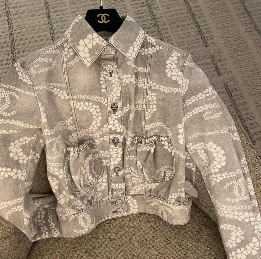 CHANEL COCO BEACH PRINTED DENIM JACKET 2025 جاكيت 25 شانيل دينم بطبعات