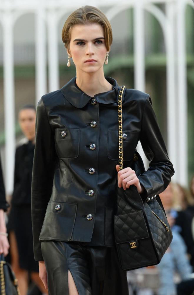 CHANEL BLACK LEATHER JACKET  2025 سترة شانيل جاكيت جلد أسود