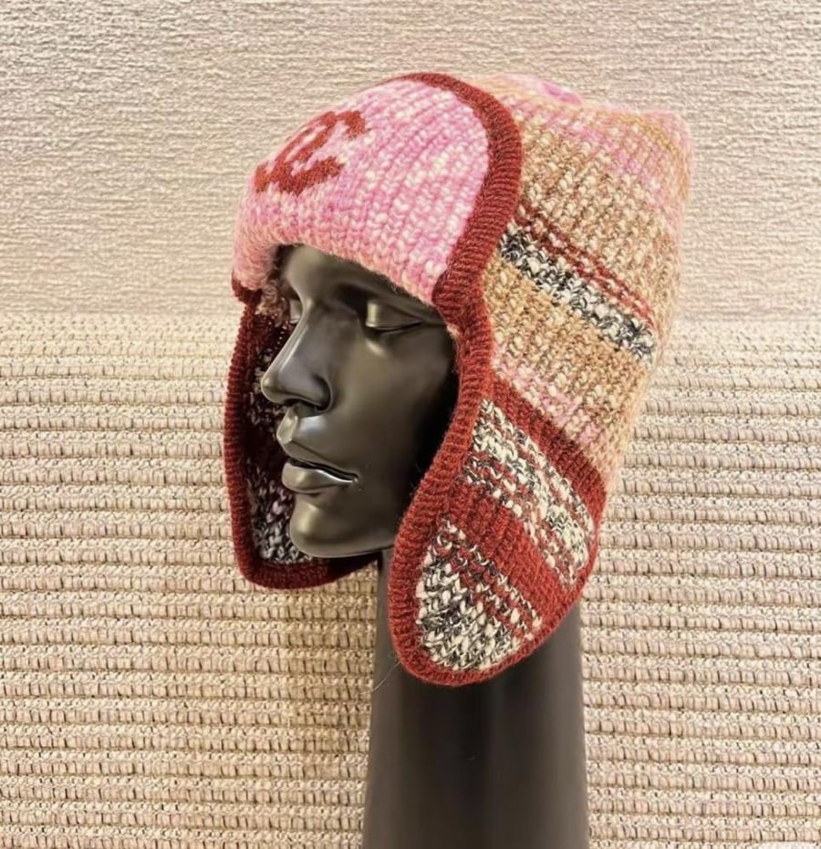 CHANEL PINK WOOL CASHMERE COCO NEIGE HAT 2024 قبعة شانيل صوف وردي
