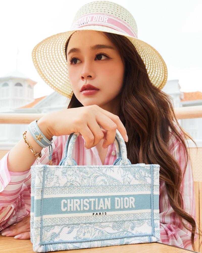 2025 Dior Dioriviera Long Blouse بلوزة ديور يوريفيرا طويله بطبعات وردي
