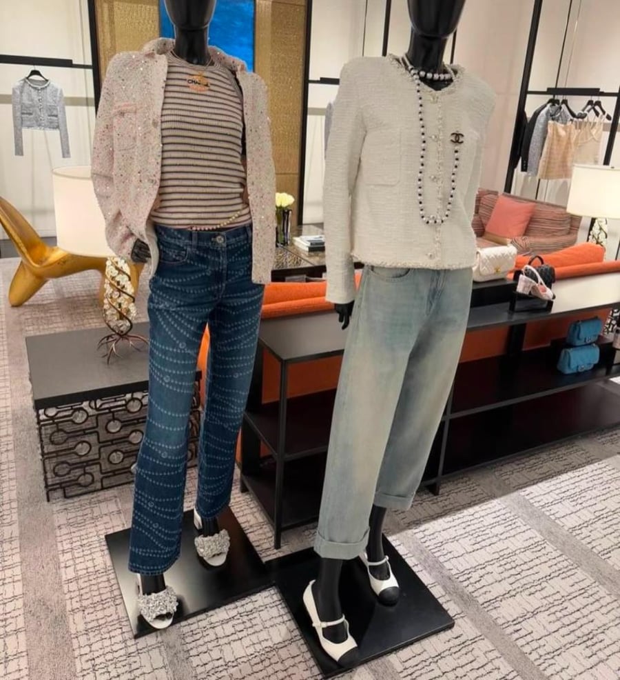 2025 Chanel white pearls tweed jacket جاكيت شانيل تويد أبيض لؤلؤي