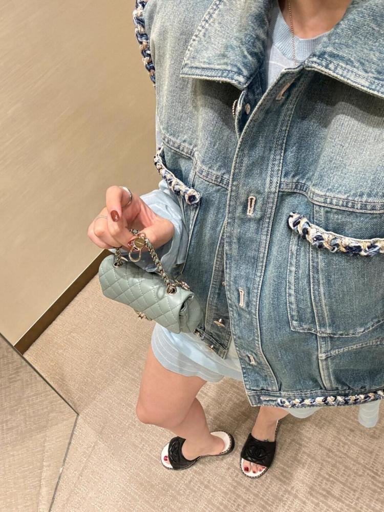 2025 جيليه شانيل دينم أزرق جاكيت CHANEL Blue Denim jacket vest