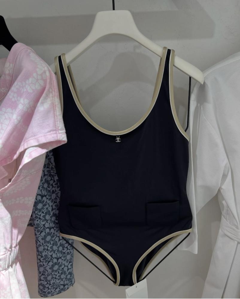مايوه شانيل كوكو بيتش  2025 Chanel Coco Beach Swimsuit