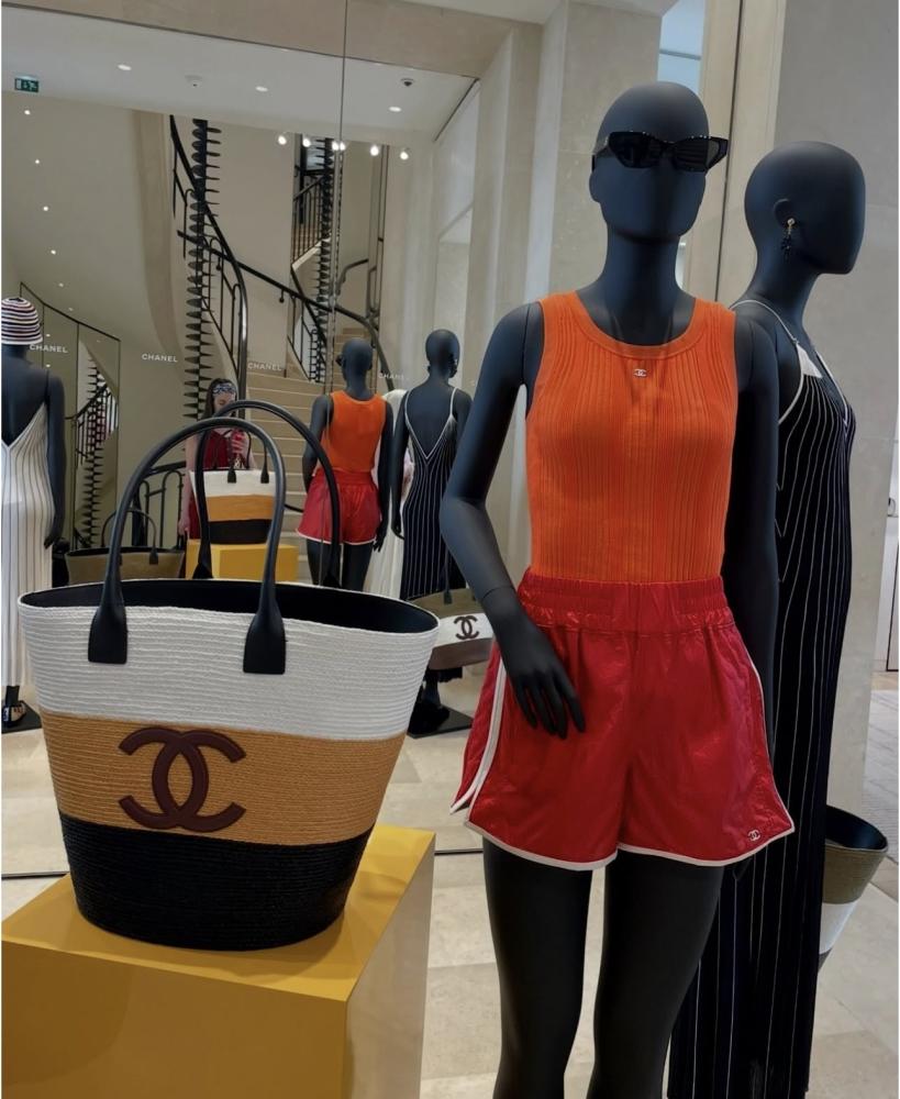 2026 Orange CHANEL COCO BEACH TANK TOP قميص شانيل تانك برتقالي