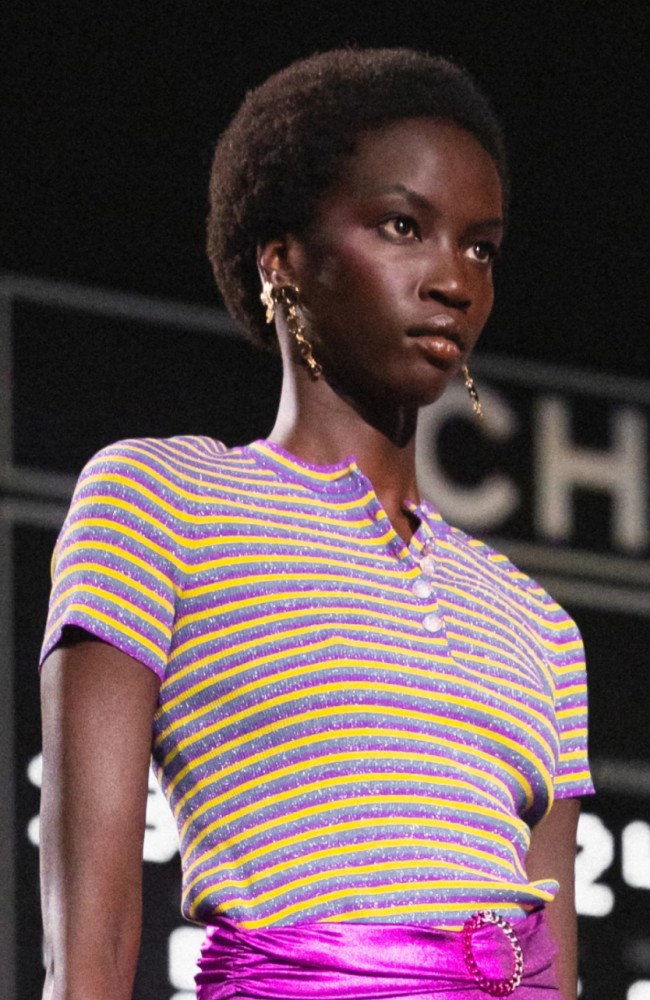 2024 Cotton Chanel shirt with an opening, buttons in the front and short sleeves