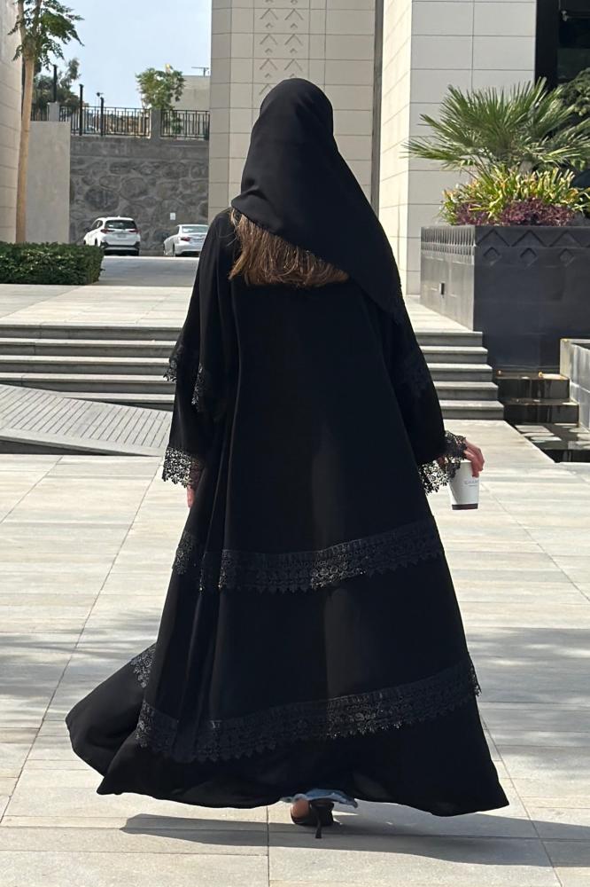 عباية دانتيل
