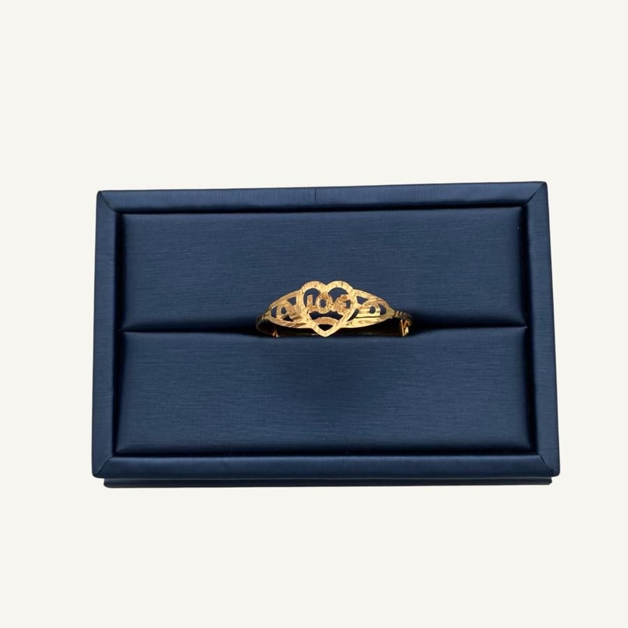 Children's bracelet, 21 karat gold, weight 2.64 grams