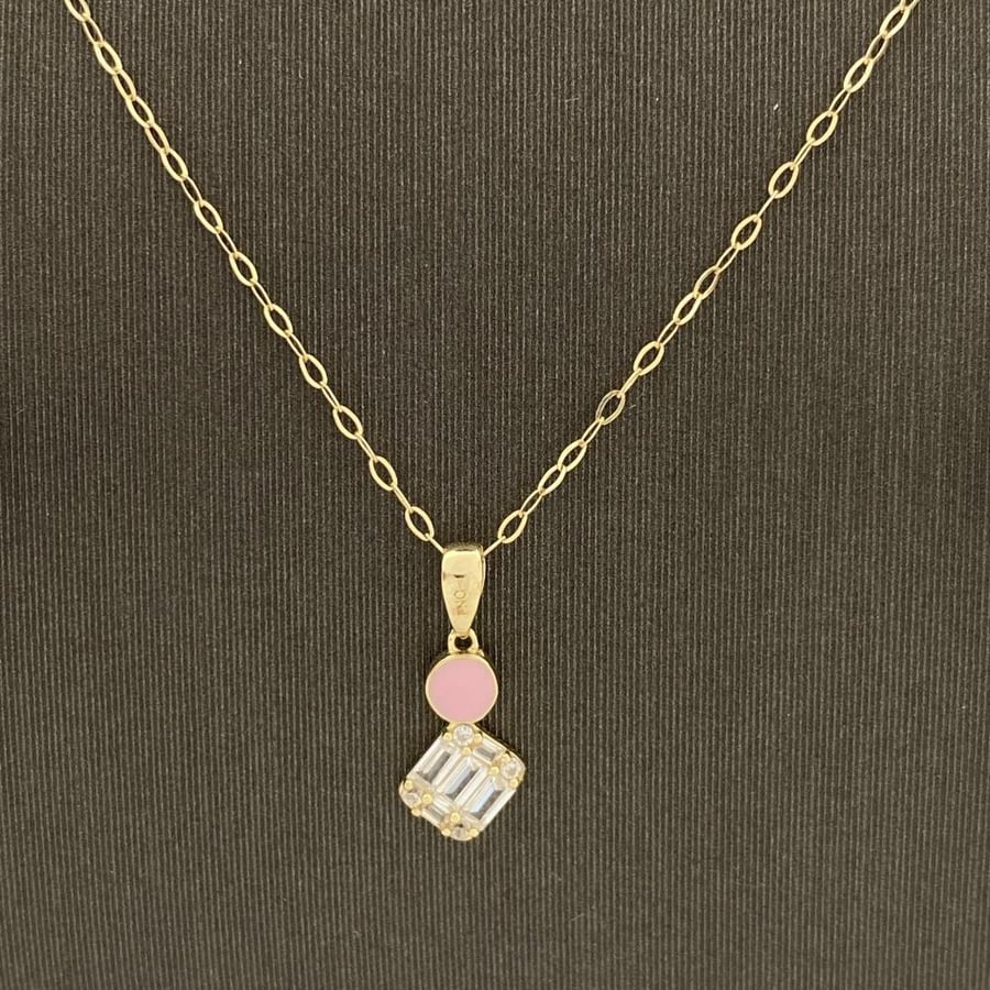 Half a set of children's gold jewelry, 18 karat, weighing 2.94 grams