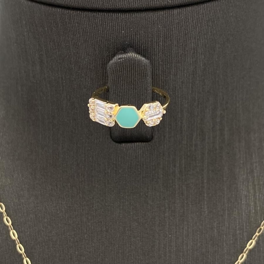 Half a set of children's gold jewelry, 18 karat, weighing 3.45 grams