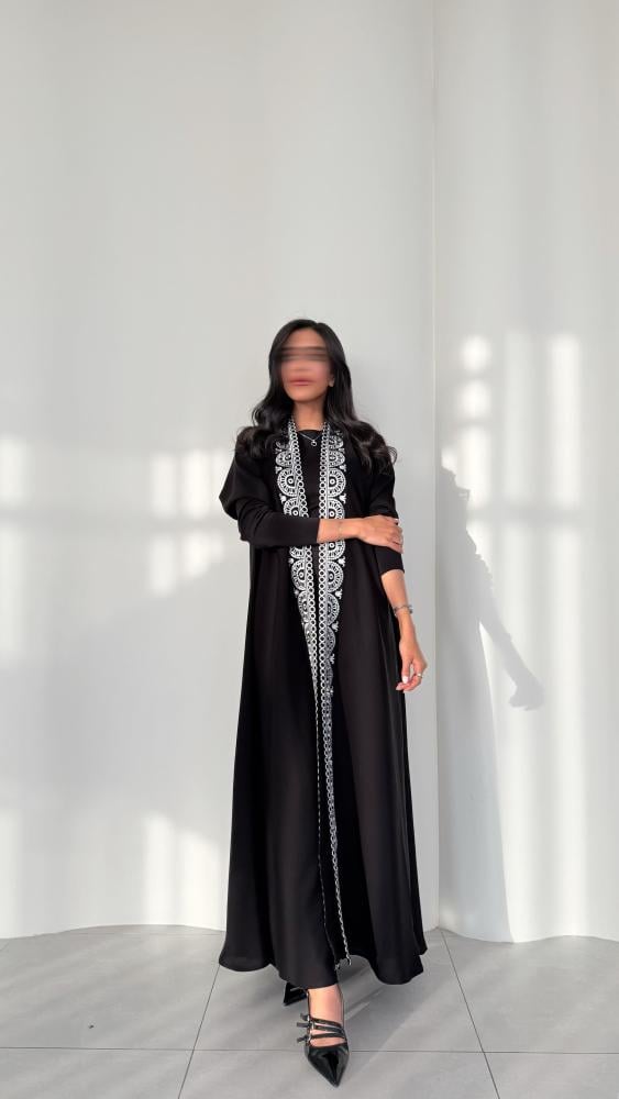Internet abaya, half Klosh, with stretch sleeves (white)