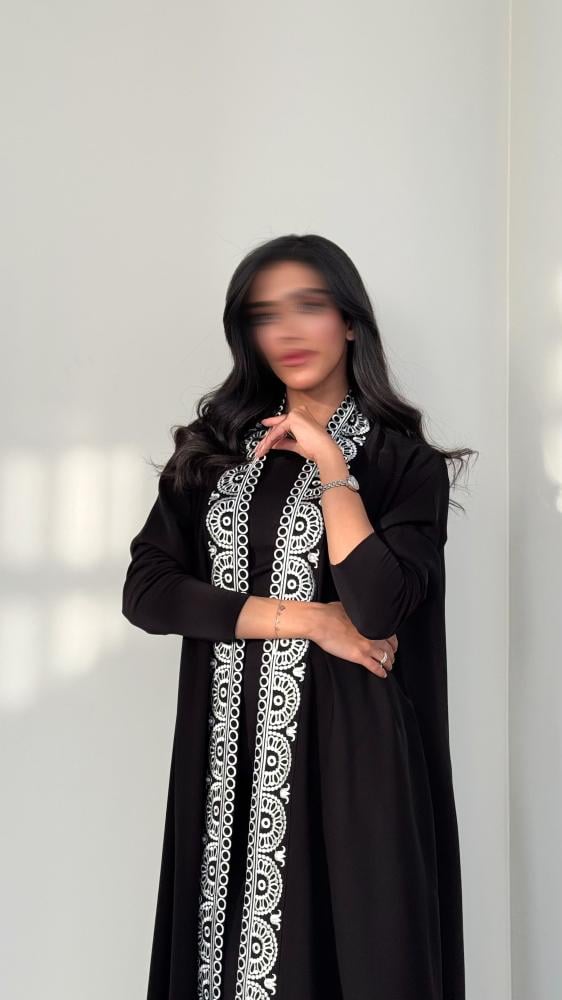 Internet abaya, half Klosh, with stretch sleeves (white)