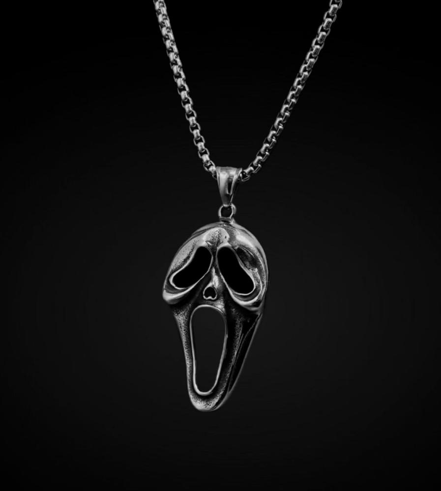 قلادة | Ghost