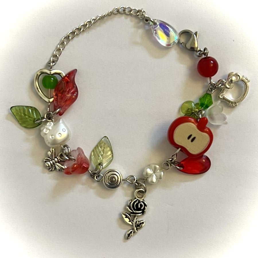 Apple garden bracelet