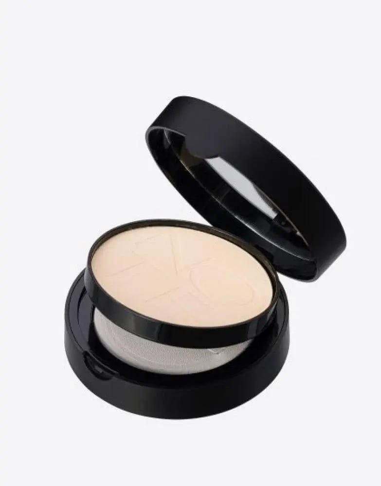 بودرة مضغوطة لومينوس سيلك من نوت 01 Beige