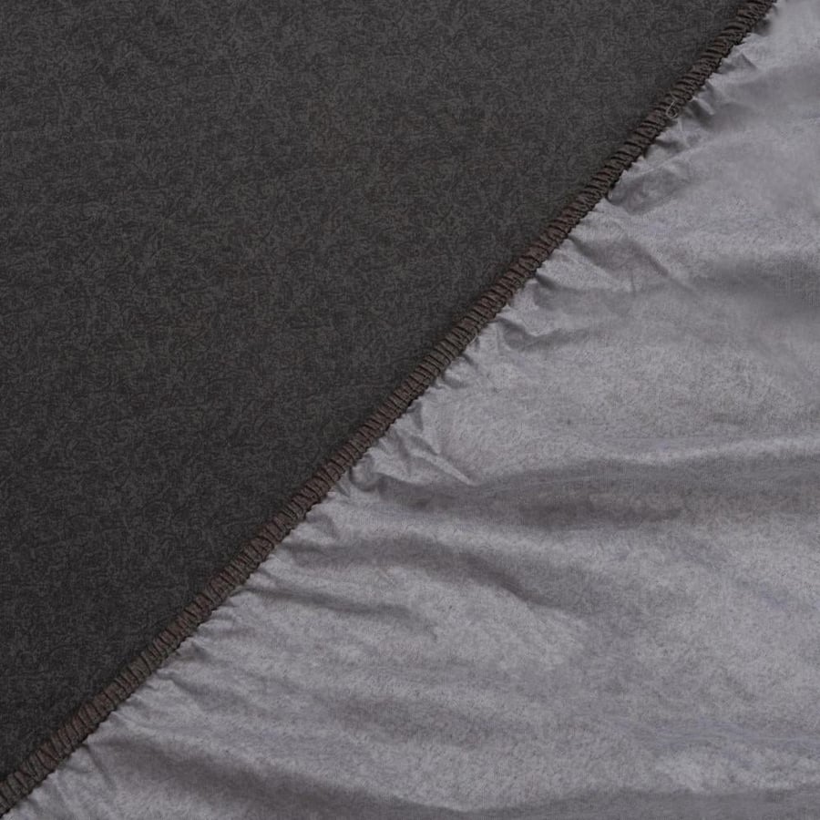 Dark flower bed linen set in shades of gray