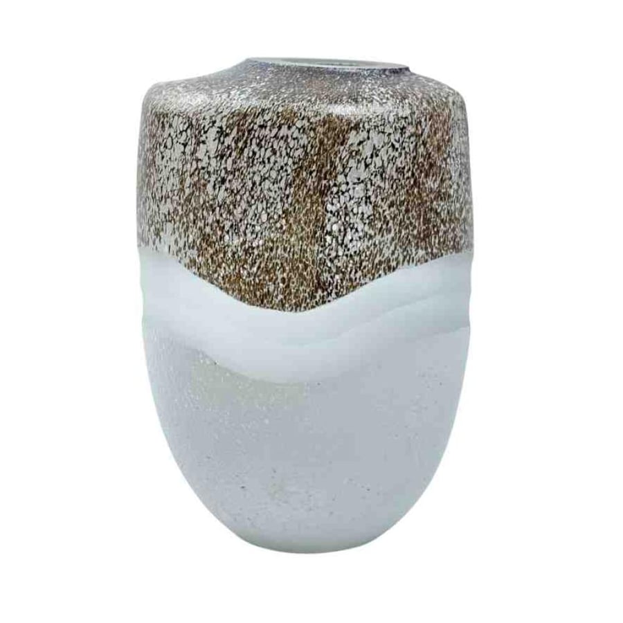 Glass vase with natural gradients – rustic design
