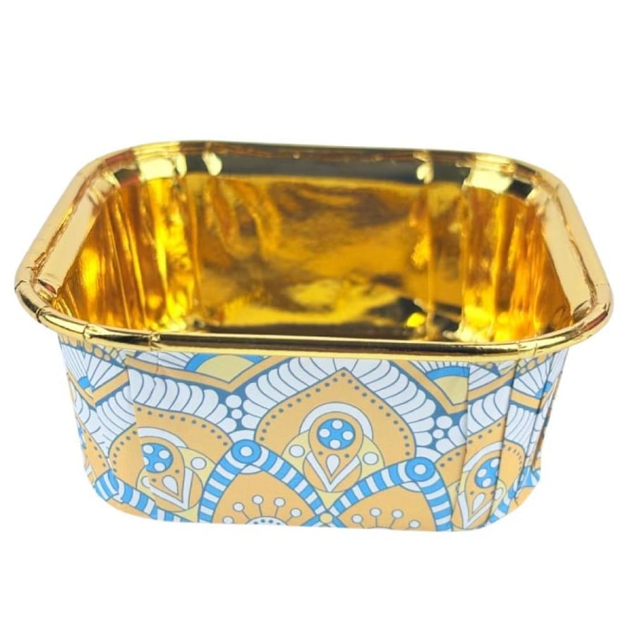 Decorative square paper mold with gold lining, 6 pieces