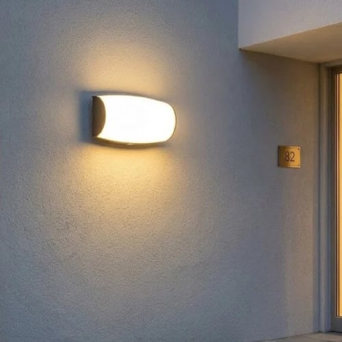 إضاءة جدار خارجي لمداخل المنازل