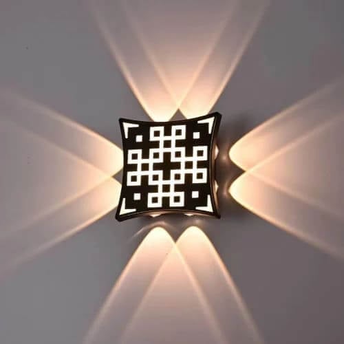 إضاءة جدارية خارجية بشكل متقاطع