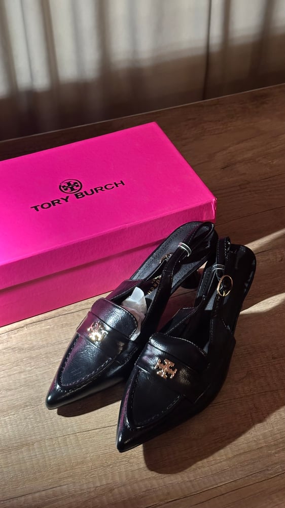 كعب TORY BURCH