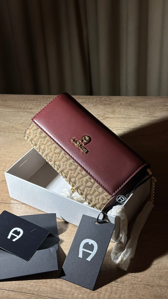 AIGNER | اقنر