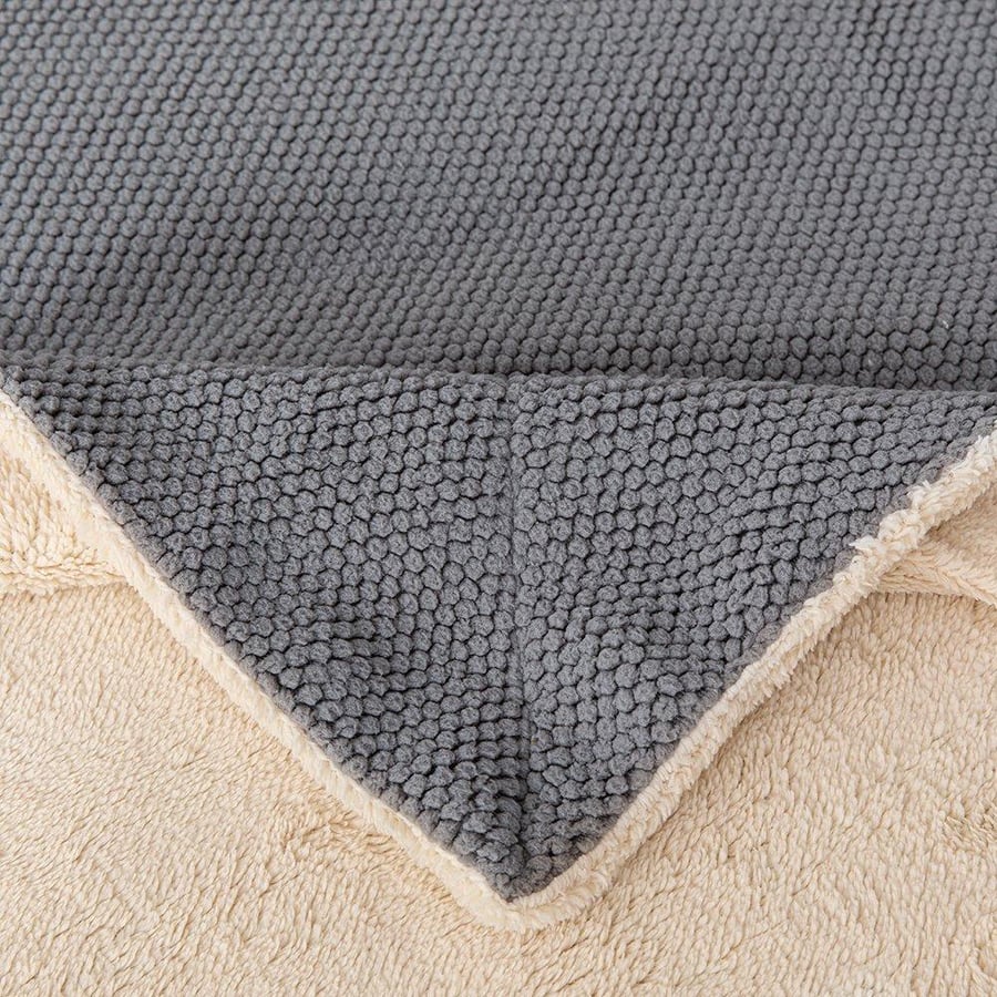 Neom Fur Blanket Luxury with velvety texture 200×230 cm