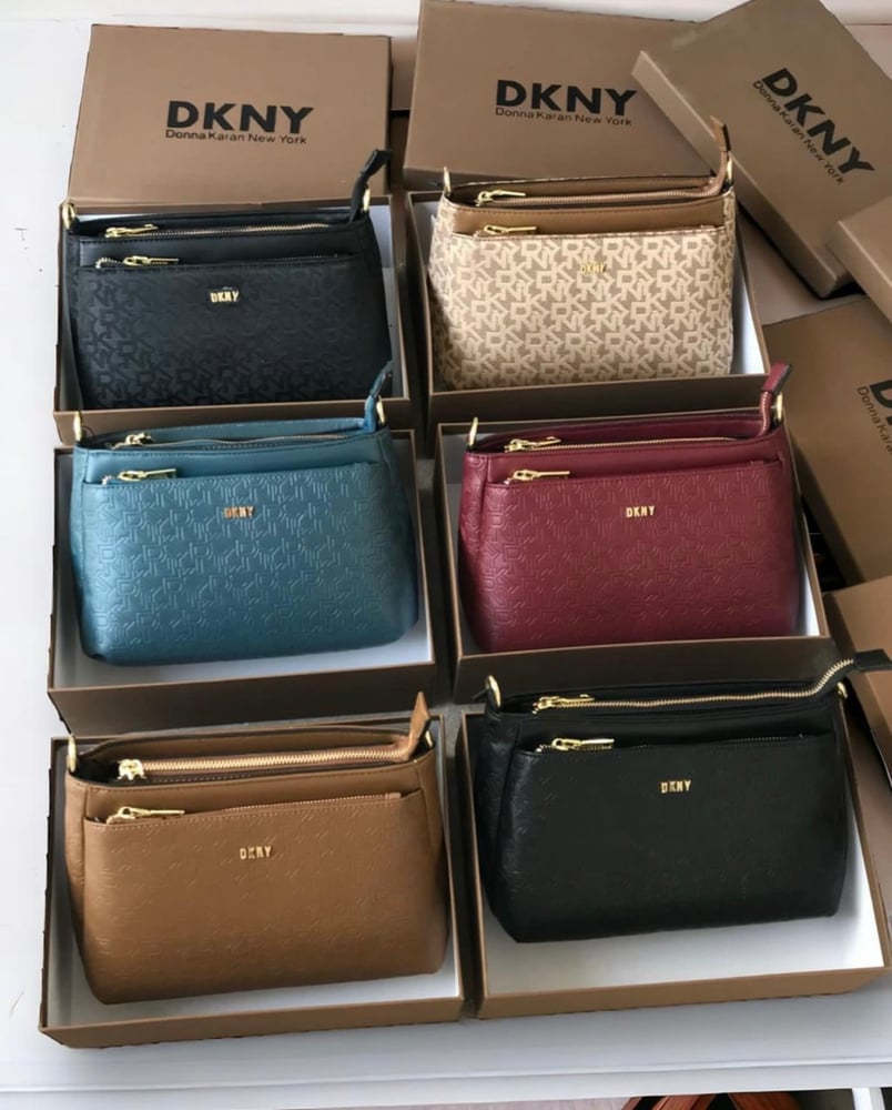 شنطة نسائية دكني DKNY - وتد