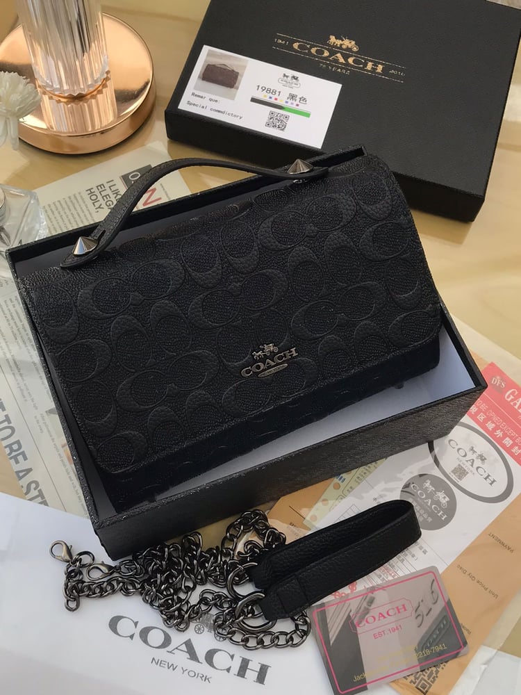 شنطة نسائية كوتش COACH - وتد