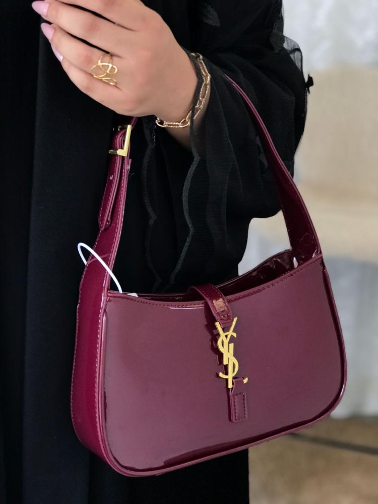 حقيبة يد سالوران العنابي لمعة