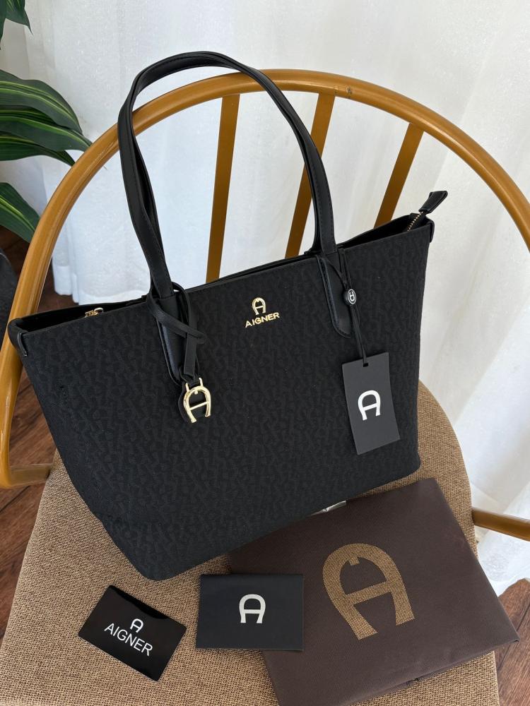 حقيبة اجنر AIGNER قماش توت باق