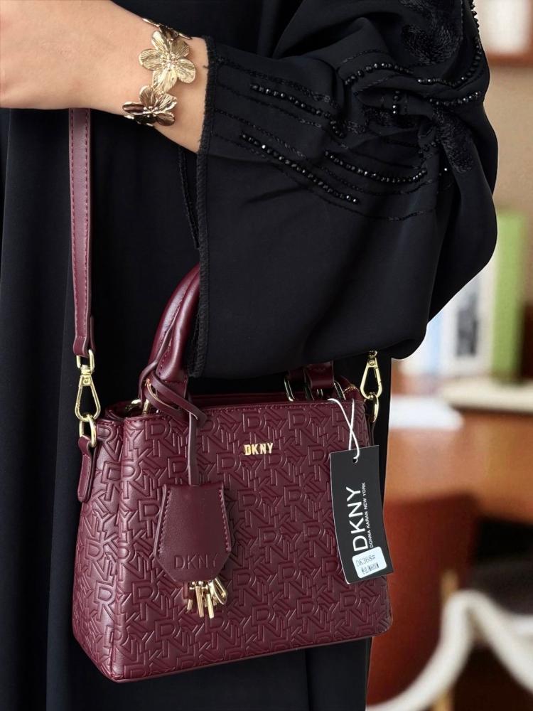 حقيبة دكني DKNY عنابي