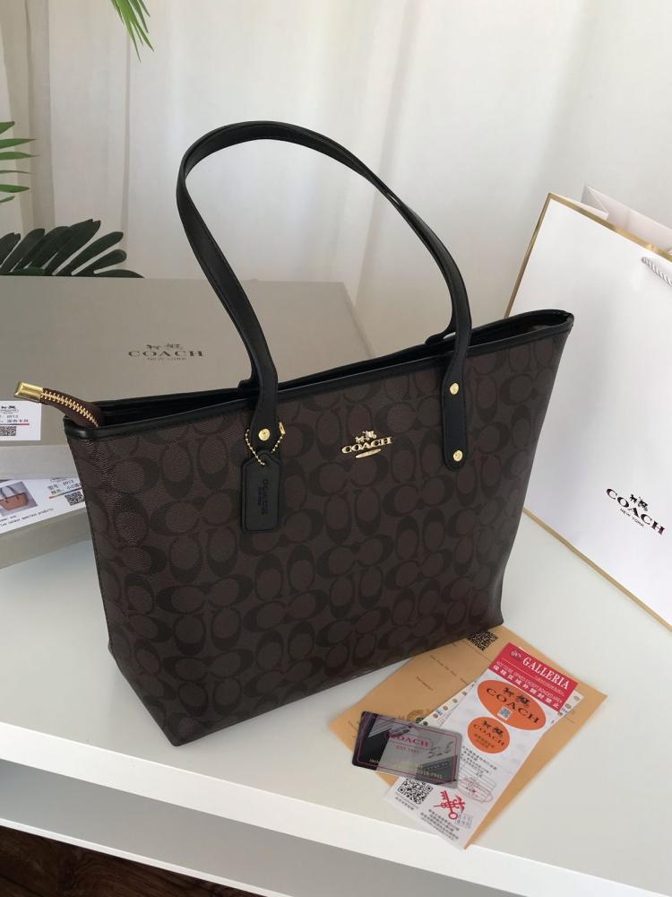 كوتش توت باق كوفي بلاك حجم كبير