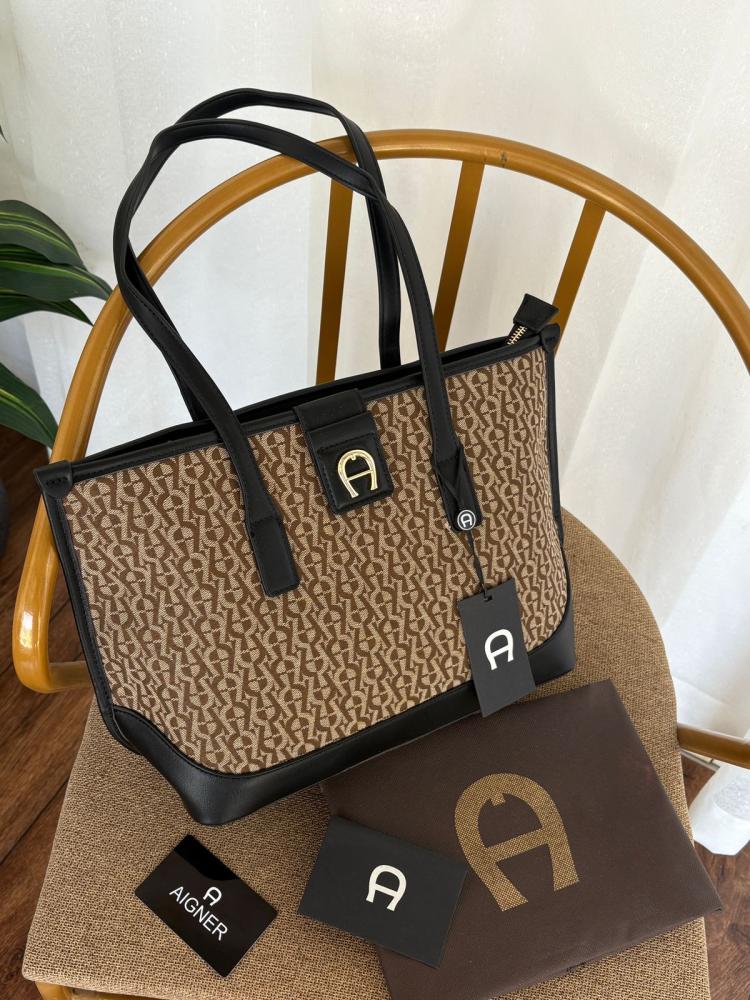 حقيبة اجنر AIGNER توت باق