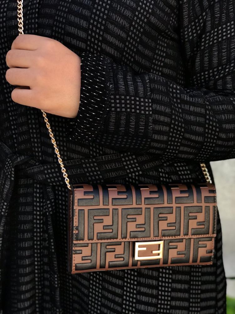 محفظة فندي FENDI
