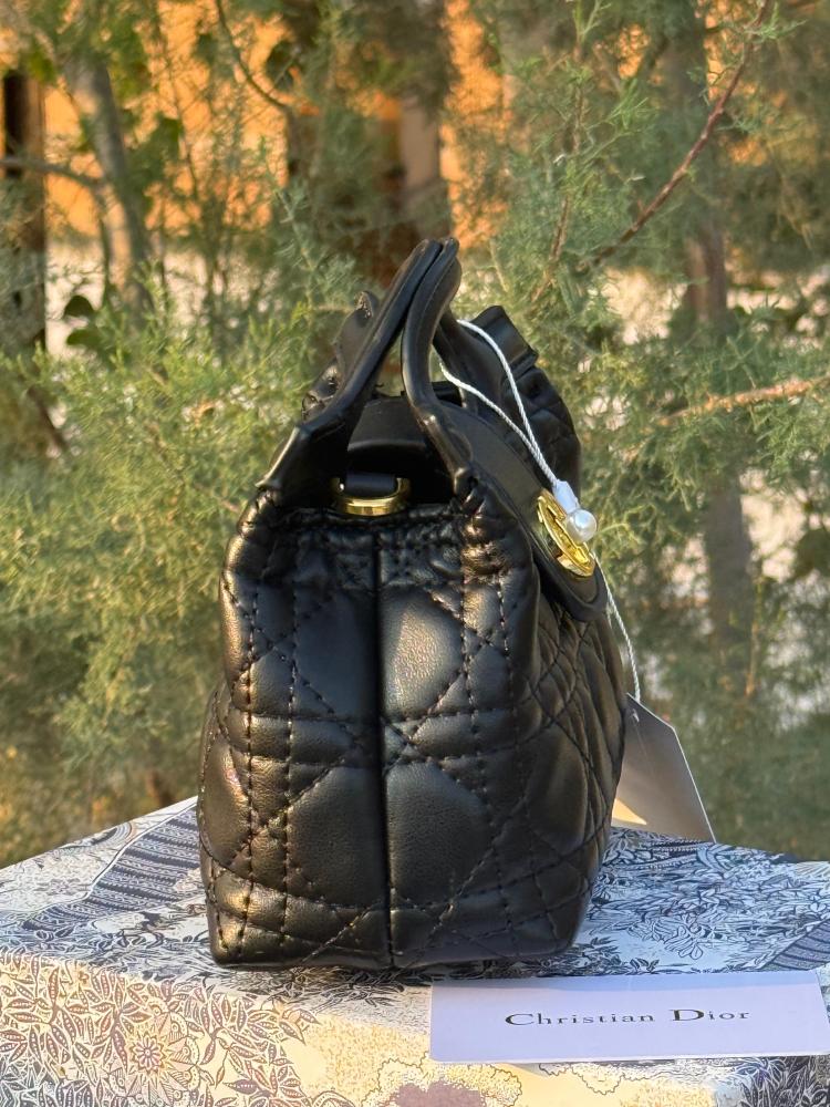 شنطة ديور جولي اسود