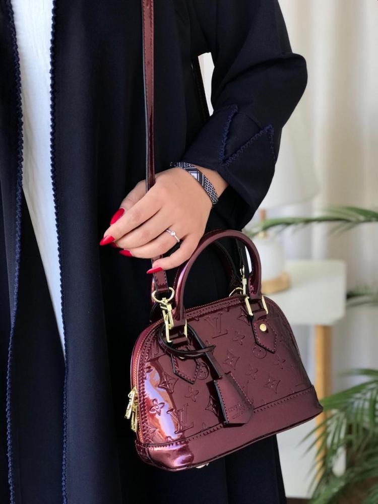 حقيبه لوي فيتون عنابي لمعة