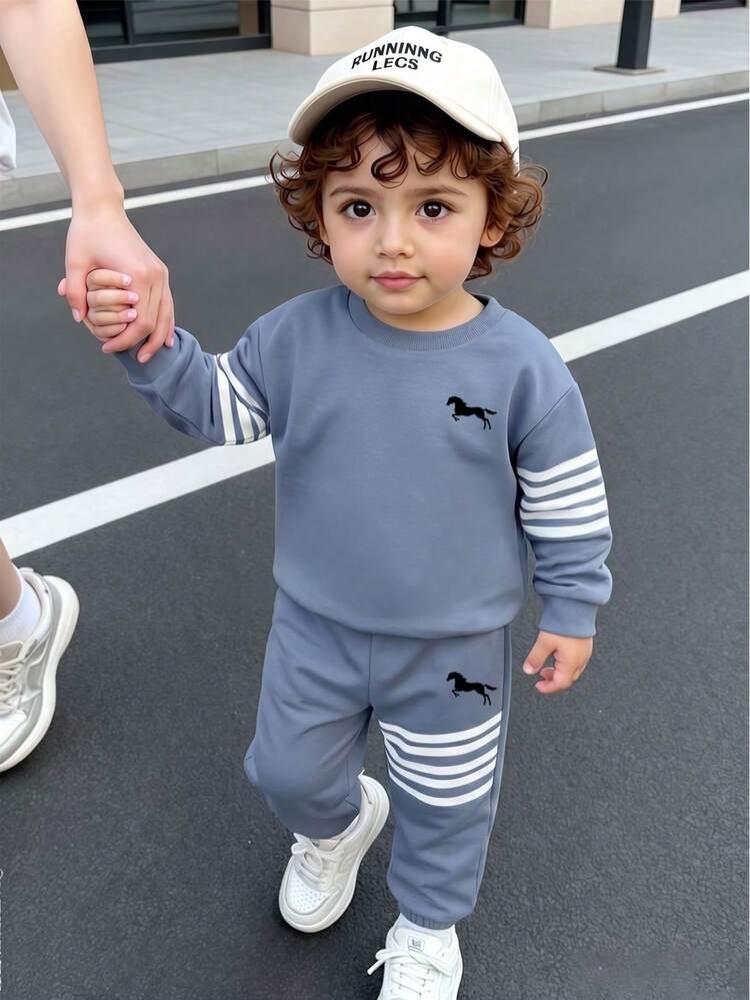 طقم أولادي مخطط كاجوال