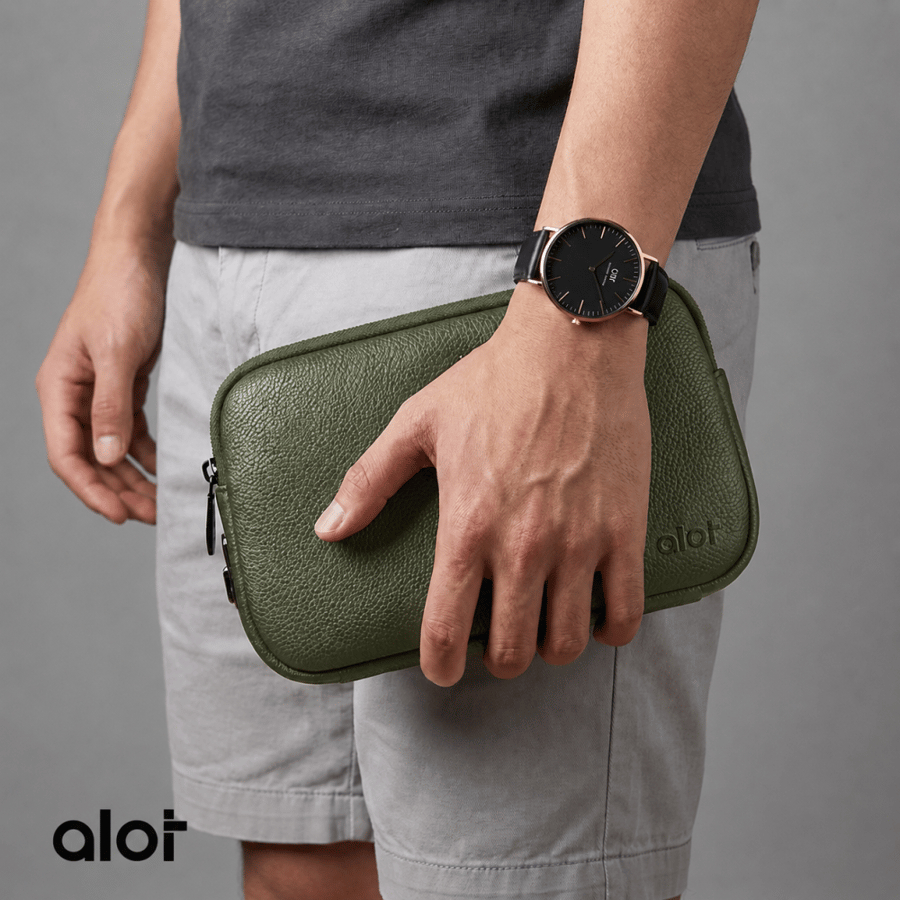حقيبة ألوت Sovereign Pouch بقفل بصمة – جلد صناعي مقاوم للماء [خضر]