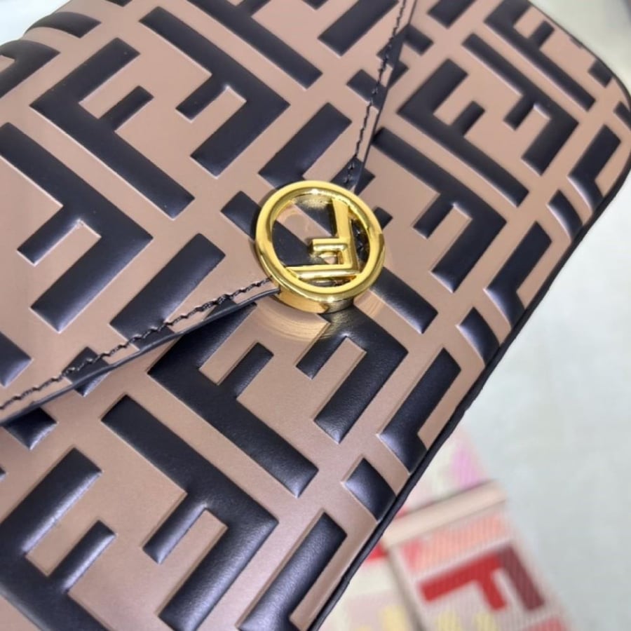 فندي كروس مقاس 22cm