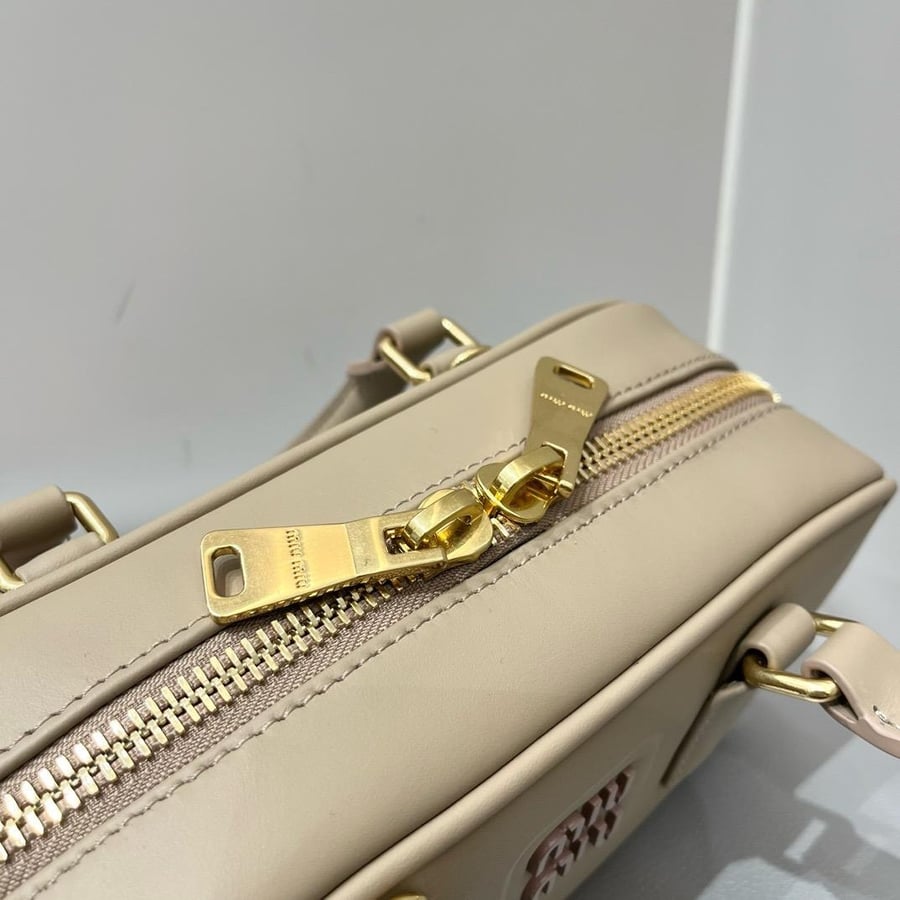 ميو ميو Arcadie مقاس 27cm