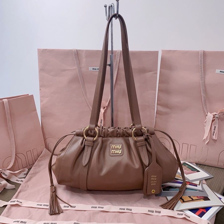 ميو ميو Joie Nappa مقاس 32cm