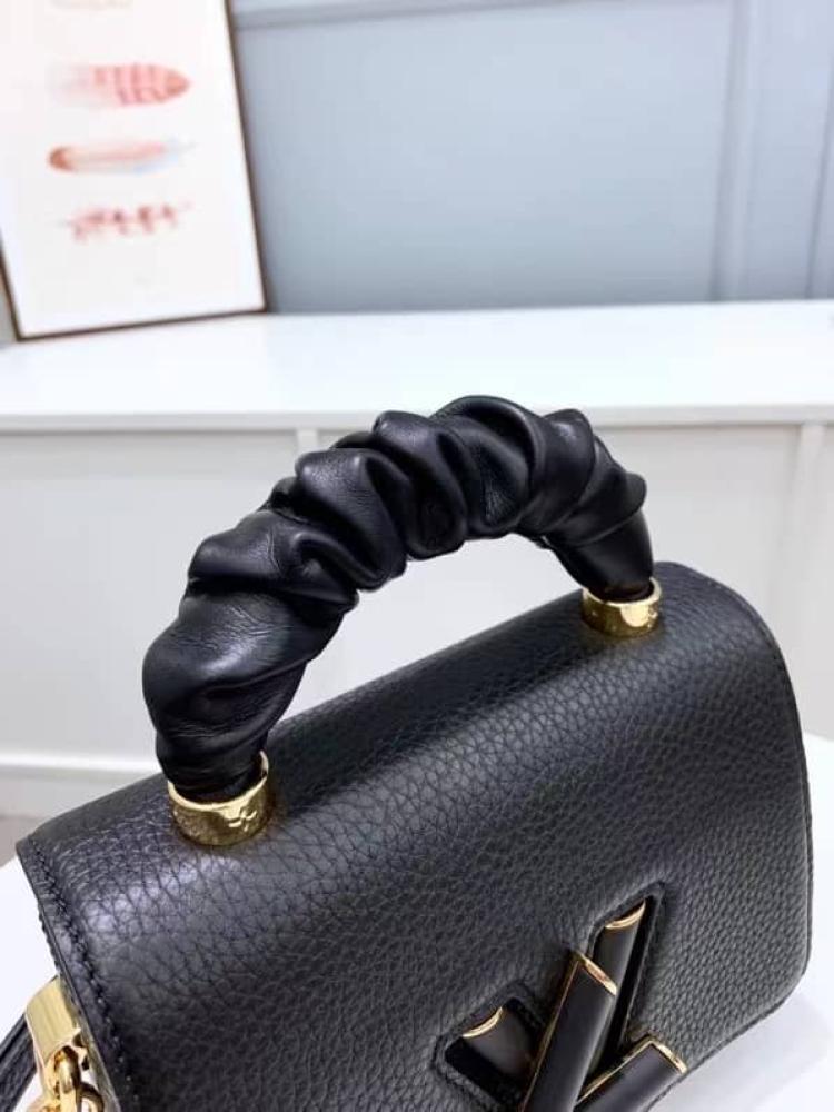 Mini Louis Vuitton bag