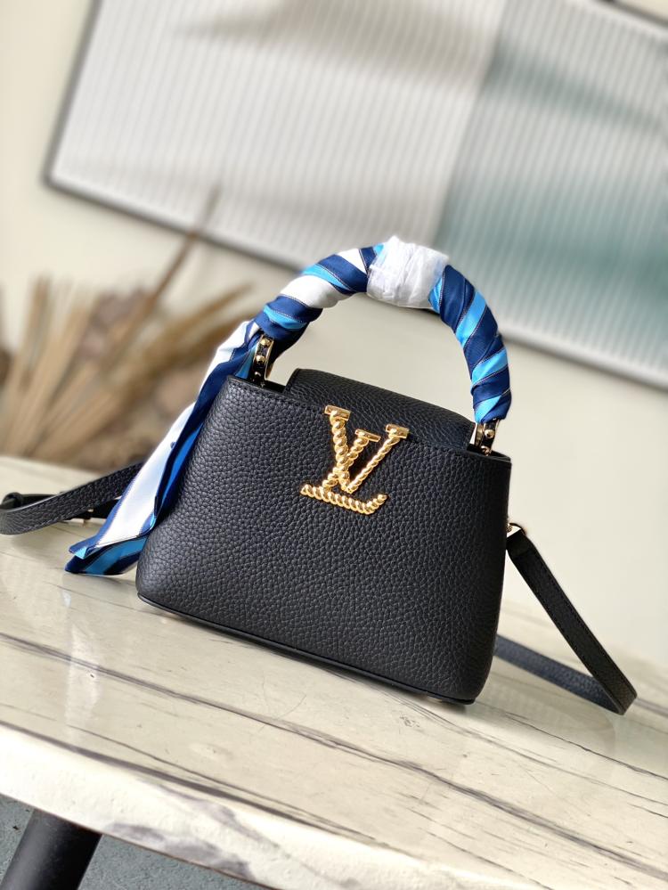 Vuitton Capucines Small Bag