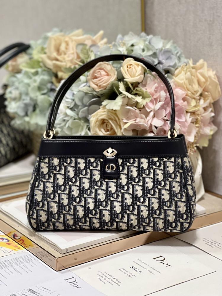 Christian Dior