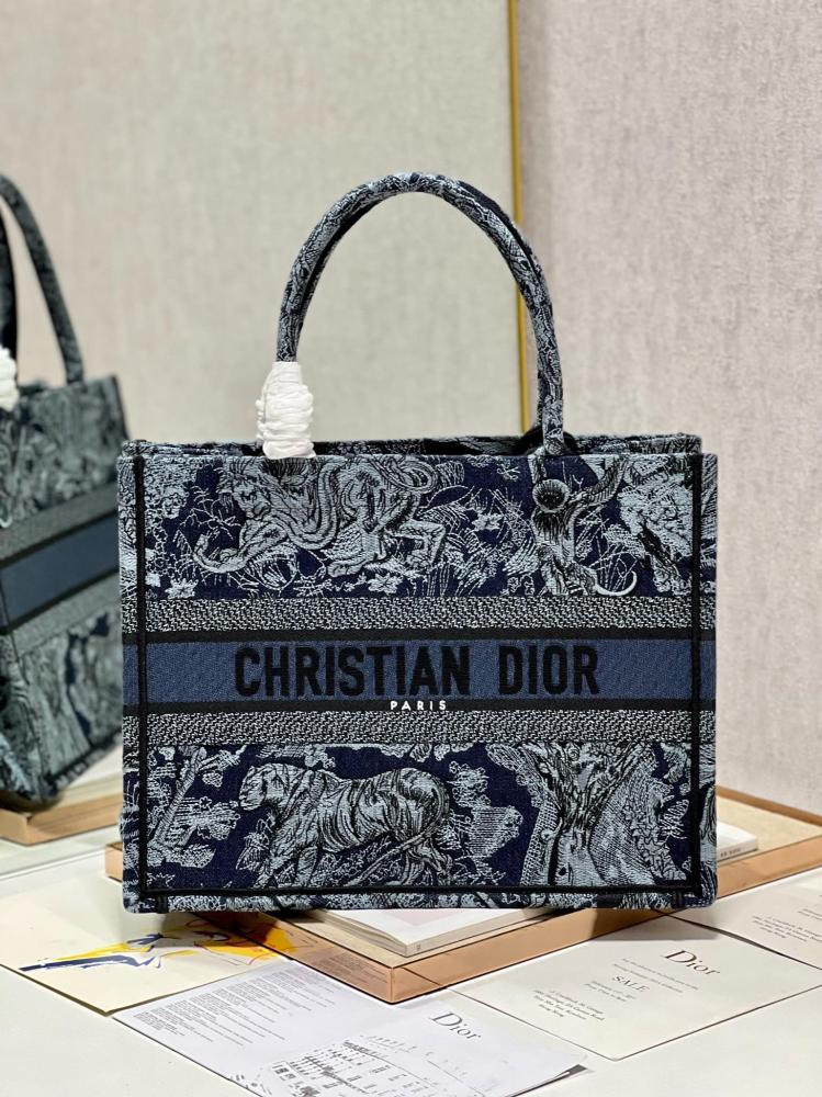 Medium Dior Book Tote