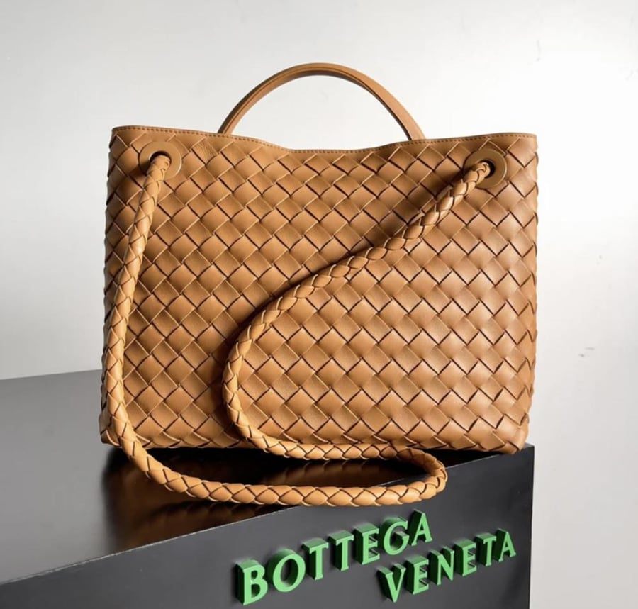 Medium Bottega Andiamo