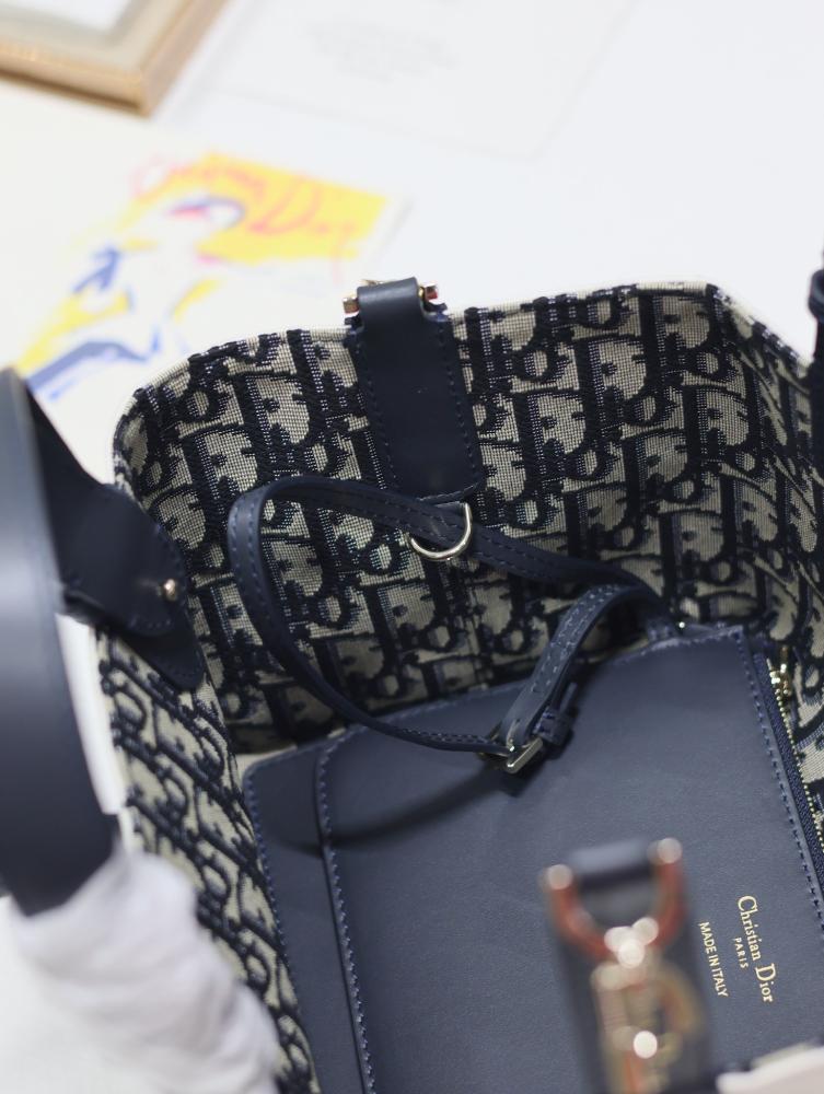 Small Dior Toujours Bag
